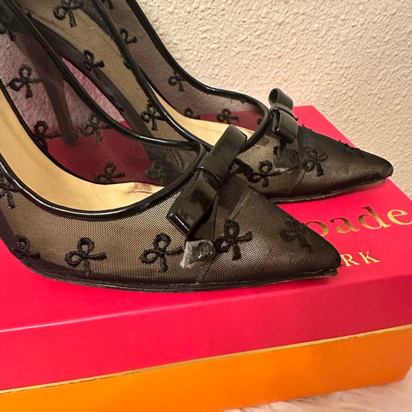 ♠️Kate Spade Bow Mesh Heels♠️ - Picture 4 of 7